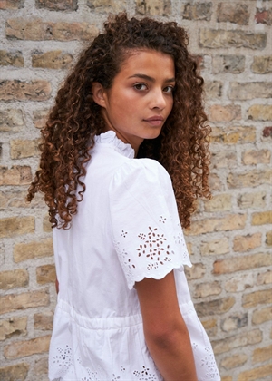 Satsi Embroidery bluse White Neo Noir 